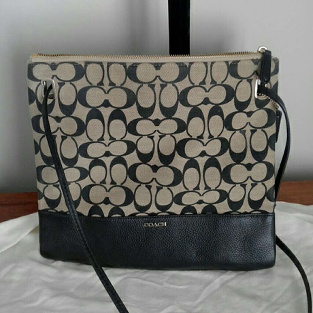 COACH Messenger bag - Picture 5 of 8